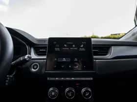 Renault Captur (2021) thumbnail 65