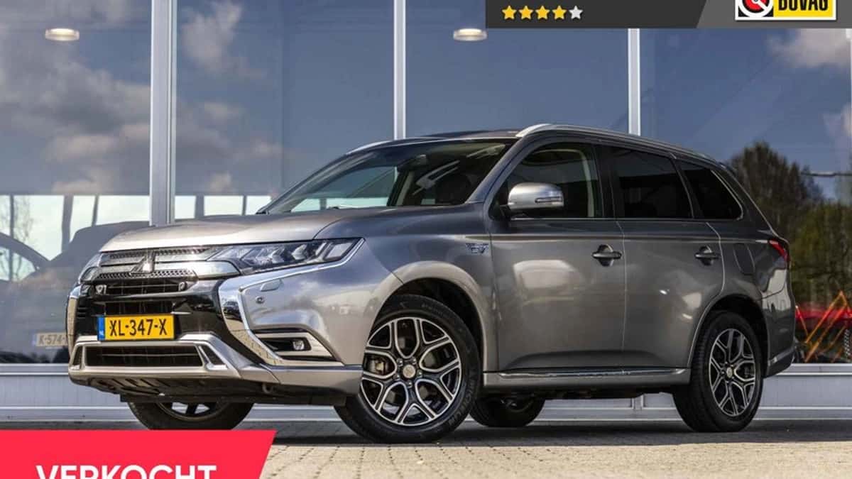 Mitsubishi Outlander (2019) — foto 1