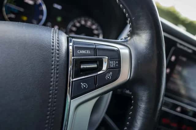 Mitsubishi Outlander (2019) thumbnail 35