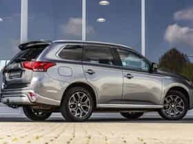 Mitsubishi Outlander (2019) thumbnail 45