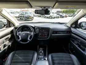 Mitsubishi Outlander (2019) thumbnail 49