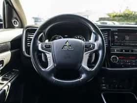 Mitsubishi Outlander (2019) thumbnail 50