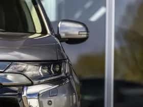 Mitsubishi Outlander (2019) thumbnail 63