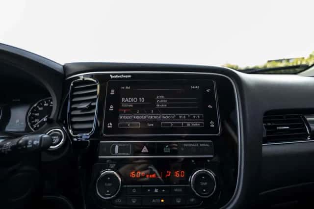 Mitsubishi Outlander (2019) thumbnail 72