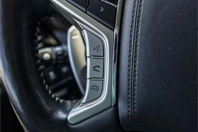 Mitsubishi Outlander (2019) thumbnail 76