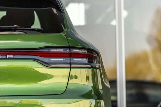 Porsche Macan (2018) thumbnail 101