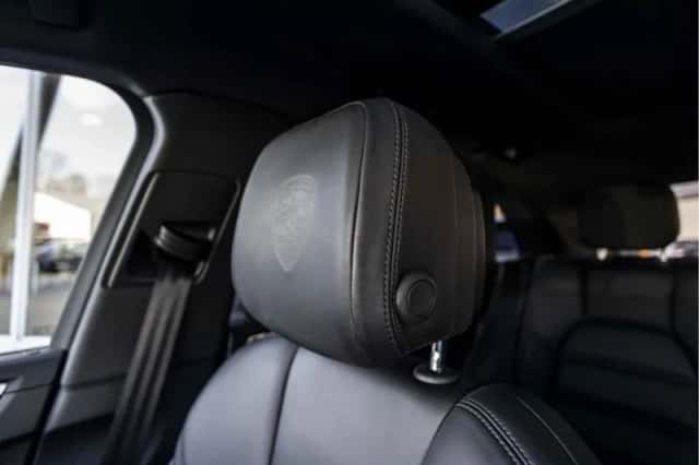 Porsche Macan (2018) thumbnail 13