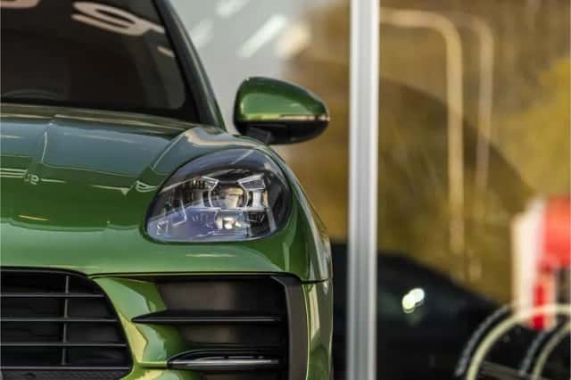 Porsche Macan (2018) thumbnail 21