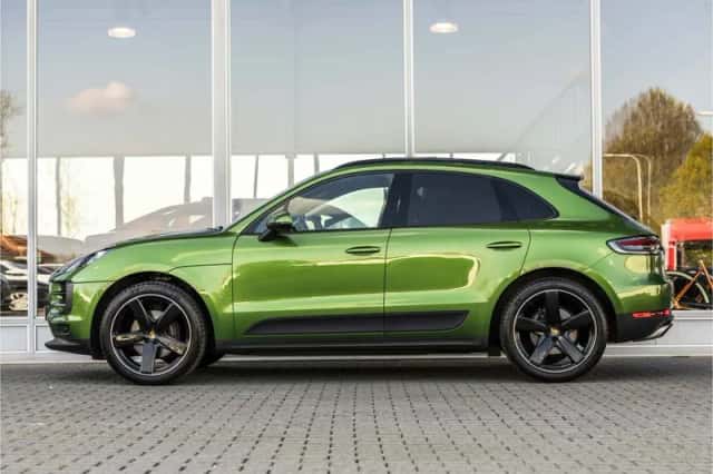 Porsche Macan (2018) thumbnail 6