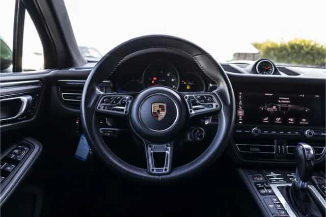 Porsche Macan (2018) thumbnail 58