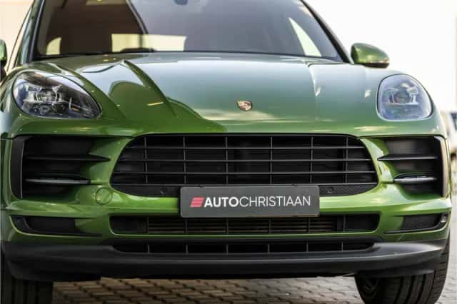 Porsche Macan (2018) thumbnail 70