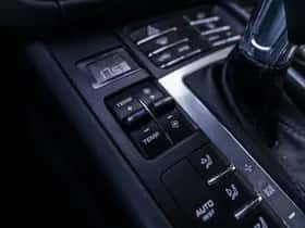 Porsche Macan (2018) thumbnail 78