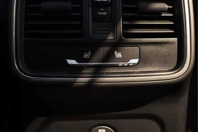 Porsche Macan (2018) thumbnail 82
