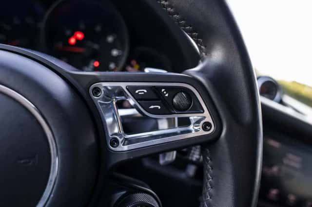 Porsche Macan (2018) thumbnail 93