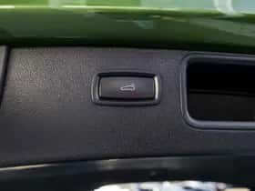 Porsche Macan (2018) thumbnail 98