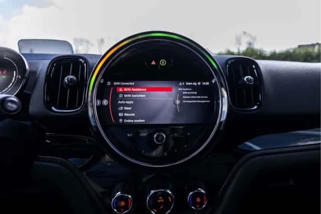 MINI Countryman (2023) thumbnail 30
