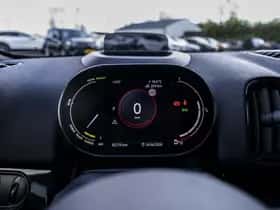 MINI Countryman (2023) thumbnail 9