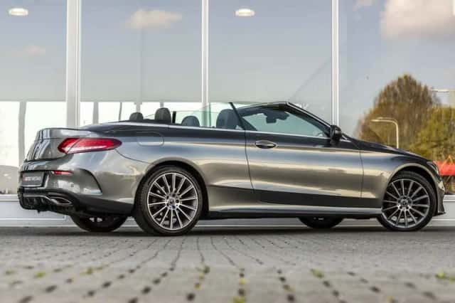 Mercedes-Benz C-Klasse (2017) thumbnail 3