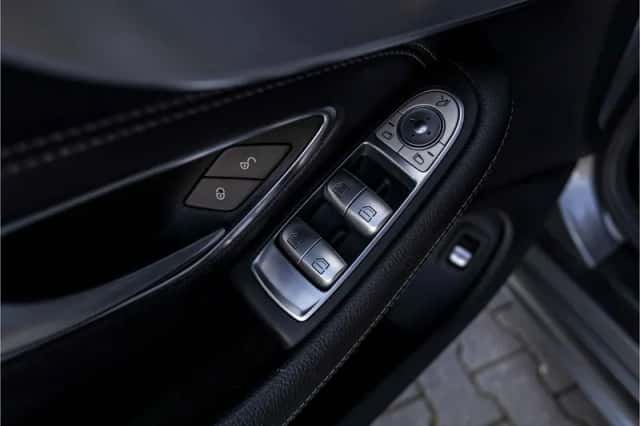 Mercedes-Benz C-Klasse (2017) thumbnail 70