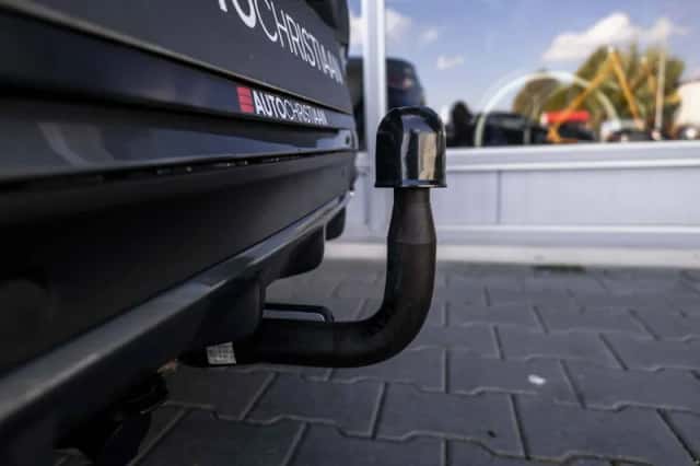 Mercedes-Benz C-Klasse (2017) thumbnail 86