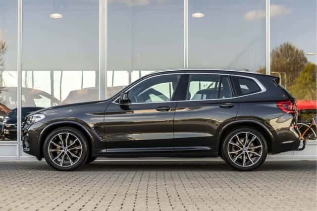 BMW X3 (2019) thumbnail 6