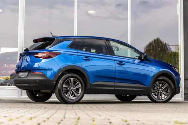 Opel Grandland X (2018) thumbnail 3