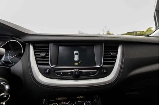 Opel Grandland X (2018) thumbnail 26