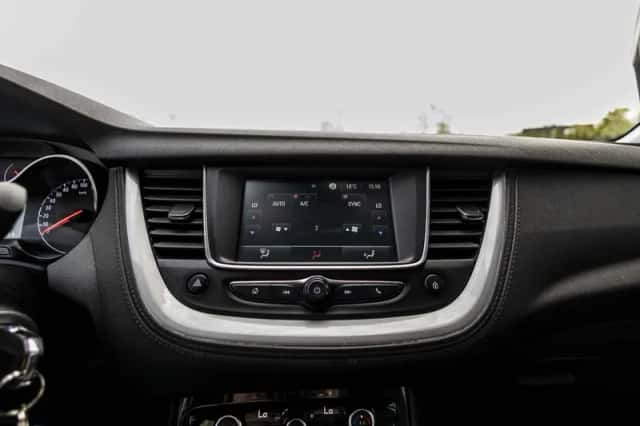 Opel Grandland X (2018) thumbnail 28