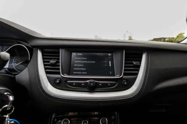 Opel Grandland X (2018) thumbnail 65