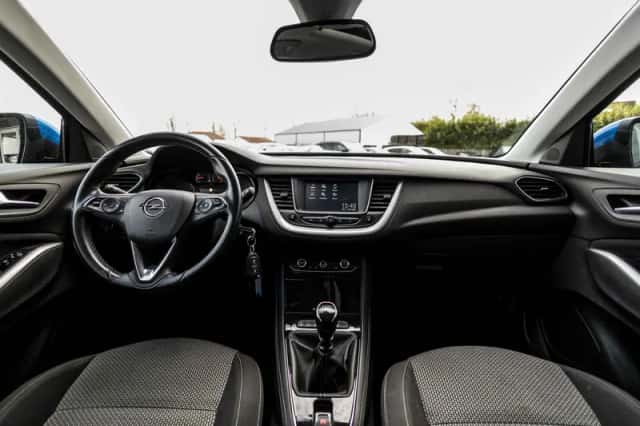 Opel Grandland X (2018) thumbnail 70