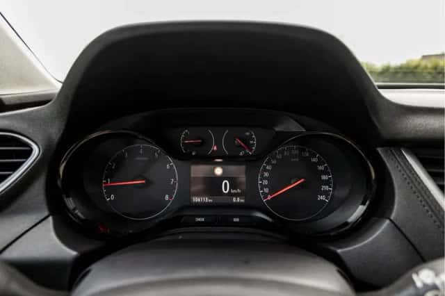 Opel Grandland X (2018) thumbnail 9