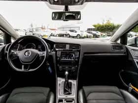 Volkswagen Golf (2015) thumbnail 22