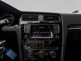 Volkswagen Golf (2015) thumbnail 28