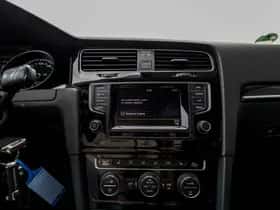 Volkswagen Golf (2015) thumbnail 29