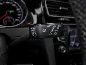 Volkswagen Golf (2015) thumbnail 34