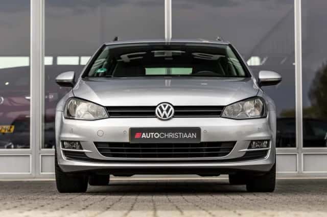 Volkswagen Golf (2015) thumbnail 40