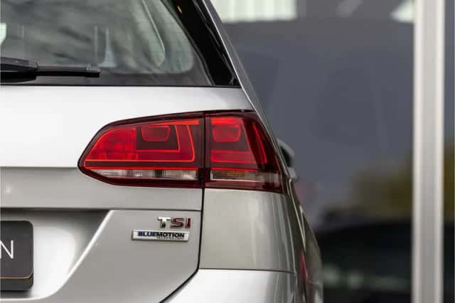 Volkswagen Golf (2015) thumbnail 73