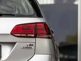 Volkswagen Golf (2015) thumbnail 73