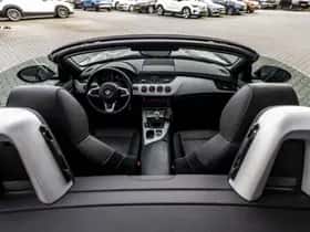 BMW Z4 (2011) thumbnail 21