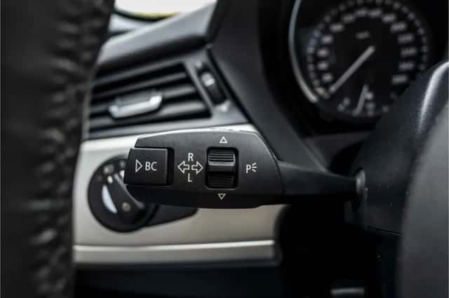BMW Z4 (2011) thumbnail 31