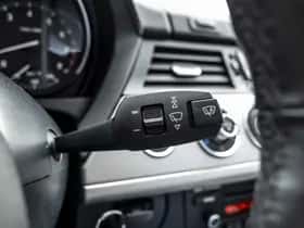 BMW Z4 (2011) thumbnail 33