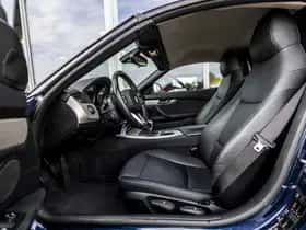 BMW Z4 (2011) thumbnail 45