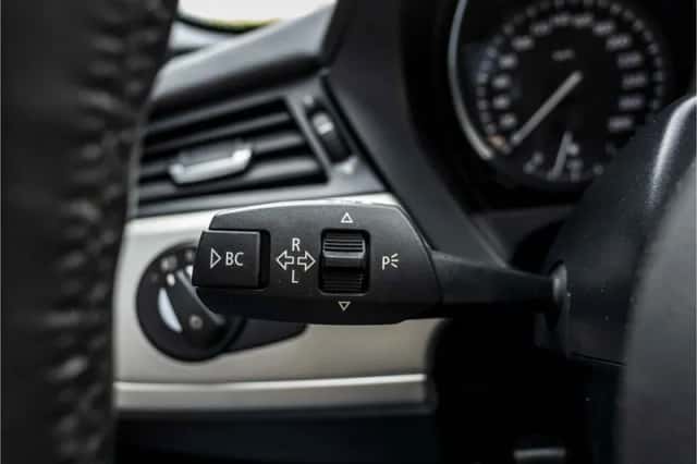 BMW Z4 (2011) thumbnail 66