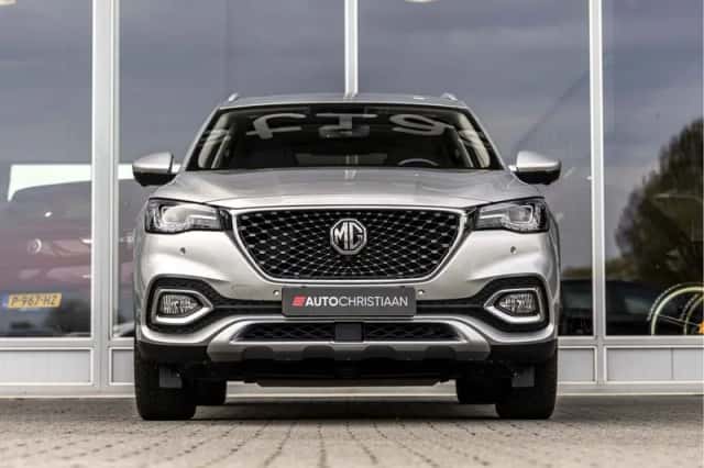 MG MG HS (2022) thumbnail 4