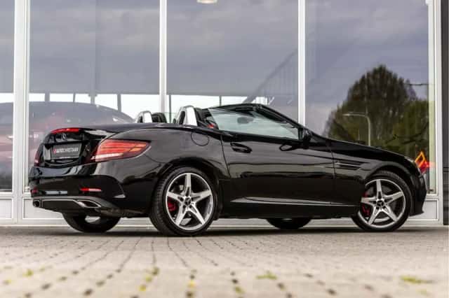 Mercedes-Benz SLC-Klasse (2016) thumbnail 3