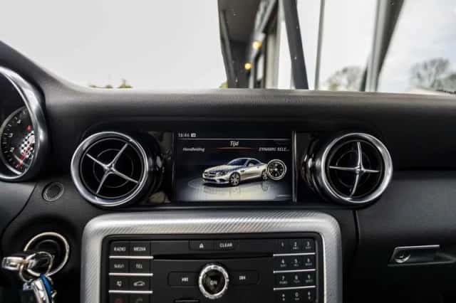Mercedes-Benz SLC-Klasse (2016) thumbnail 29