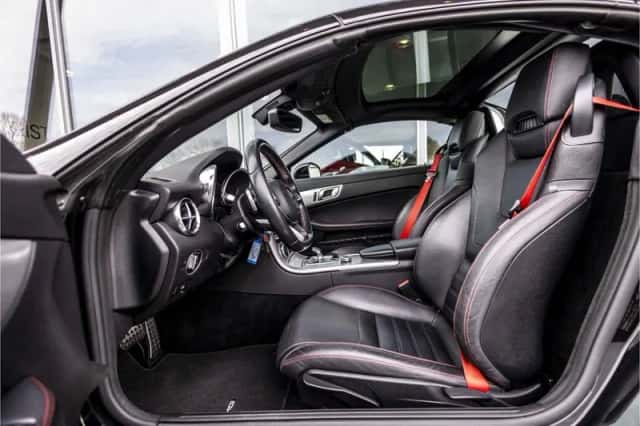 Mercedes-Benz SLC-Klasse (2016) thumbnail 10
