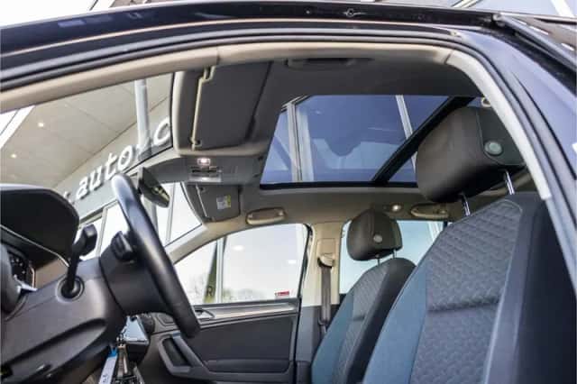 Volkswagen Tiguan (2019) thumbnail 14