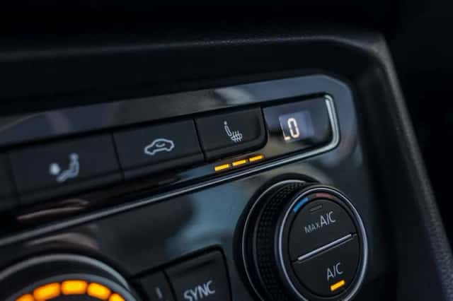 Volkswagen Tiguan (2019) thumbnail 25