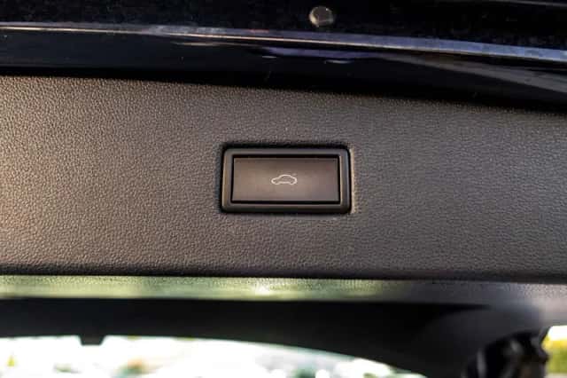 Volkswagen Tiguan (2019) thumbnail 41